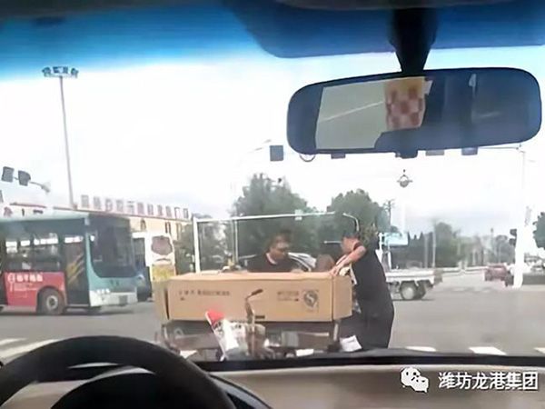 弘揚(yáng)正能量——龍港集團(tuán)員工見義勇為事跡！