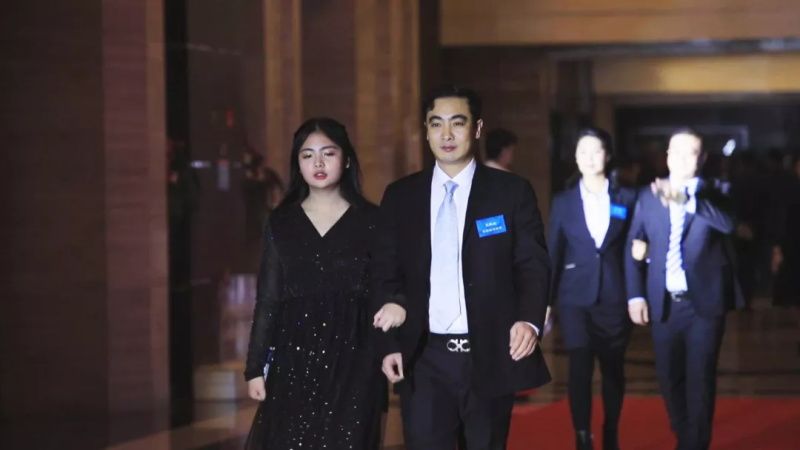 “感恩相伴?筑夢同行”——龍港集團(tuán)2019新春年會盛大舉行！