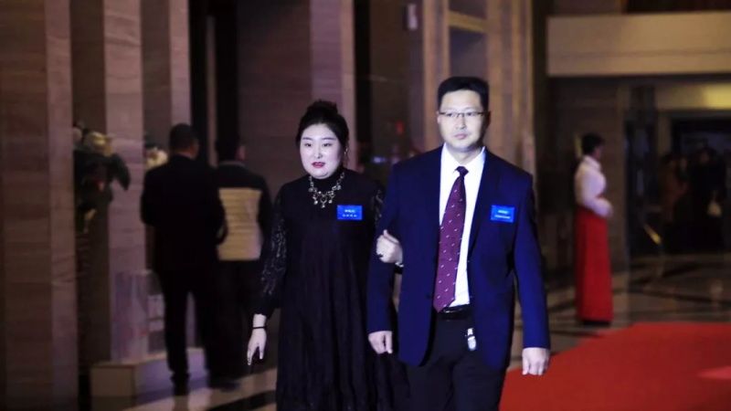 “感恩相伴?筑夢同行”——龍港集團(tuán)2019新春年會盛大舉行！