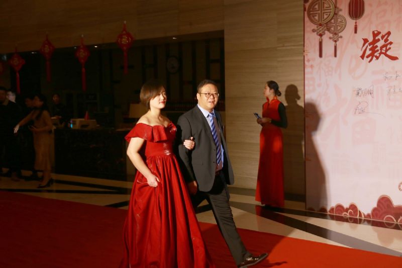 “凝心聚力 ·砥礪前行”— 龍港集團(tuán)2020新春年會(huì)完美收官！