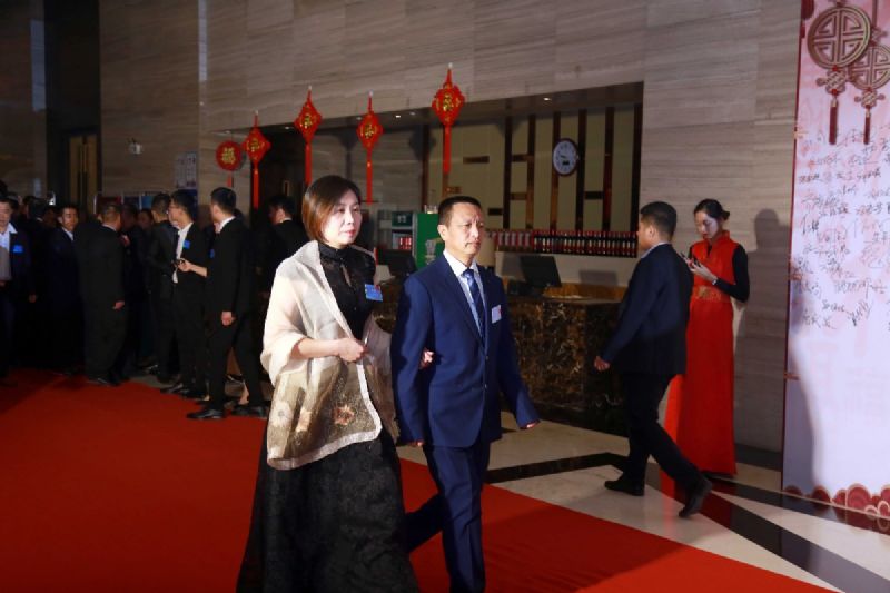 “凝心聚力 ·砥礪前行”— 龍港集團(tuán)2020新春年會(huì)完美收官！