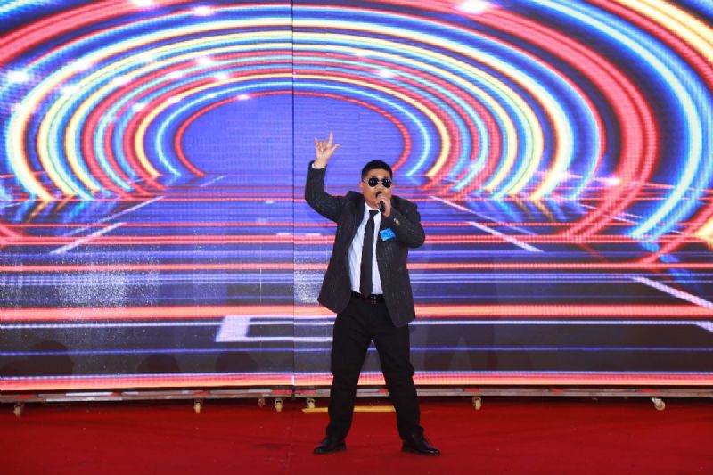 “凝心聚力 ·砥礪前行”— 龍港集團(tuán)2020新春年會(huì)完美收官！