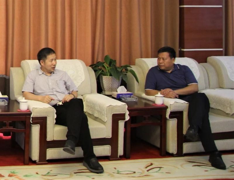 人才強(qiáng)企新高地：中國(guó)工程院王玉忠院士與龍港集團(tuán)簽訂合作協(xié)議