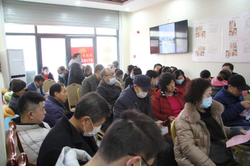 人山人海，瘋狂搶購(gòu)丨直擊龍港·育德園開(kāi)盤火爆現(xiàn)場(chǎng)！