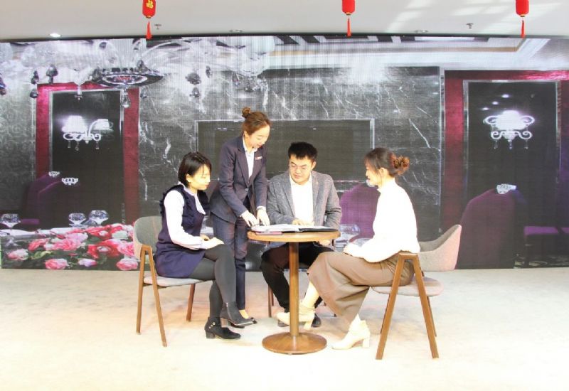 不忘初心 衷愫韶華——龍港集團(tuán)迎新春文化盛宴震撼來襲！